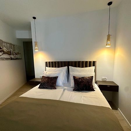 Mariani Luxury Rooms In Center Spalato Esterno foto