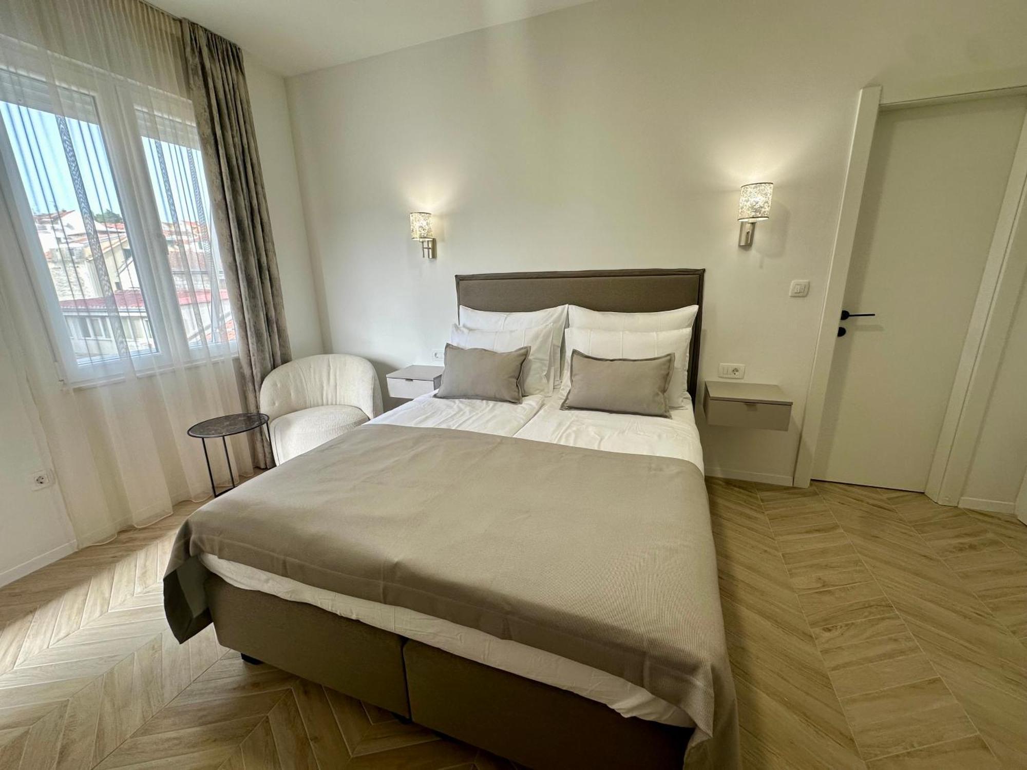 Mariani Luxury Rooms In Center Spalato Esterno foto