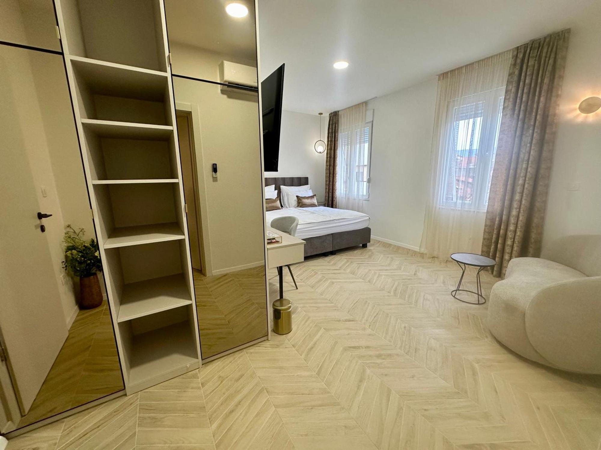 Mariani Luxury Rooms In Center Spalato Esterno foto