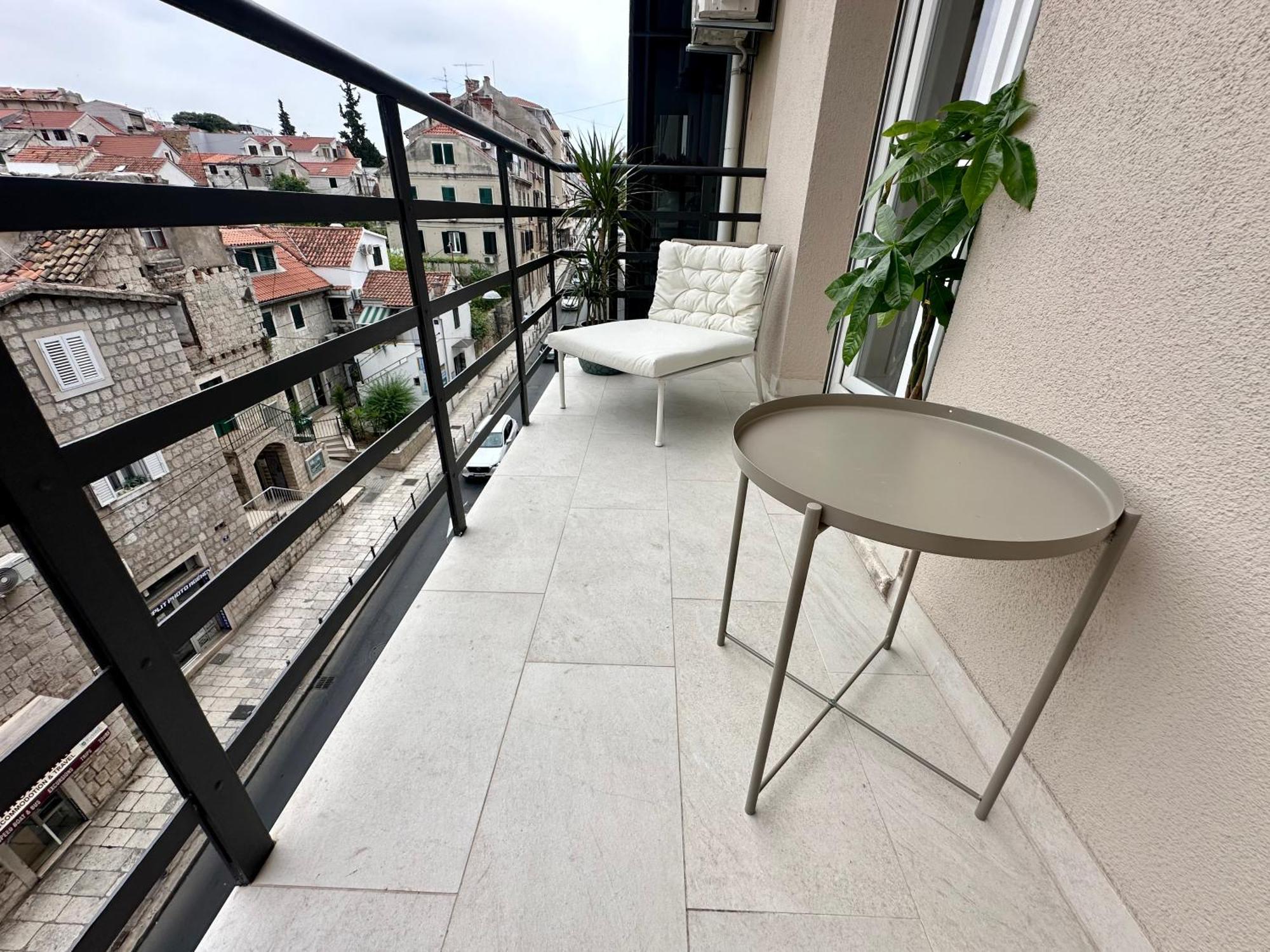 Mariani Luxury Rooms In Center Spalato Esterno foto