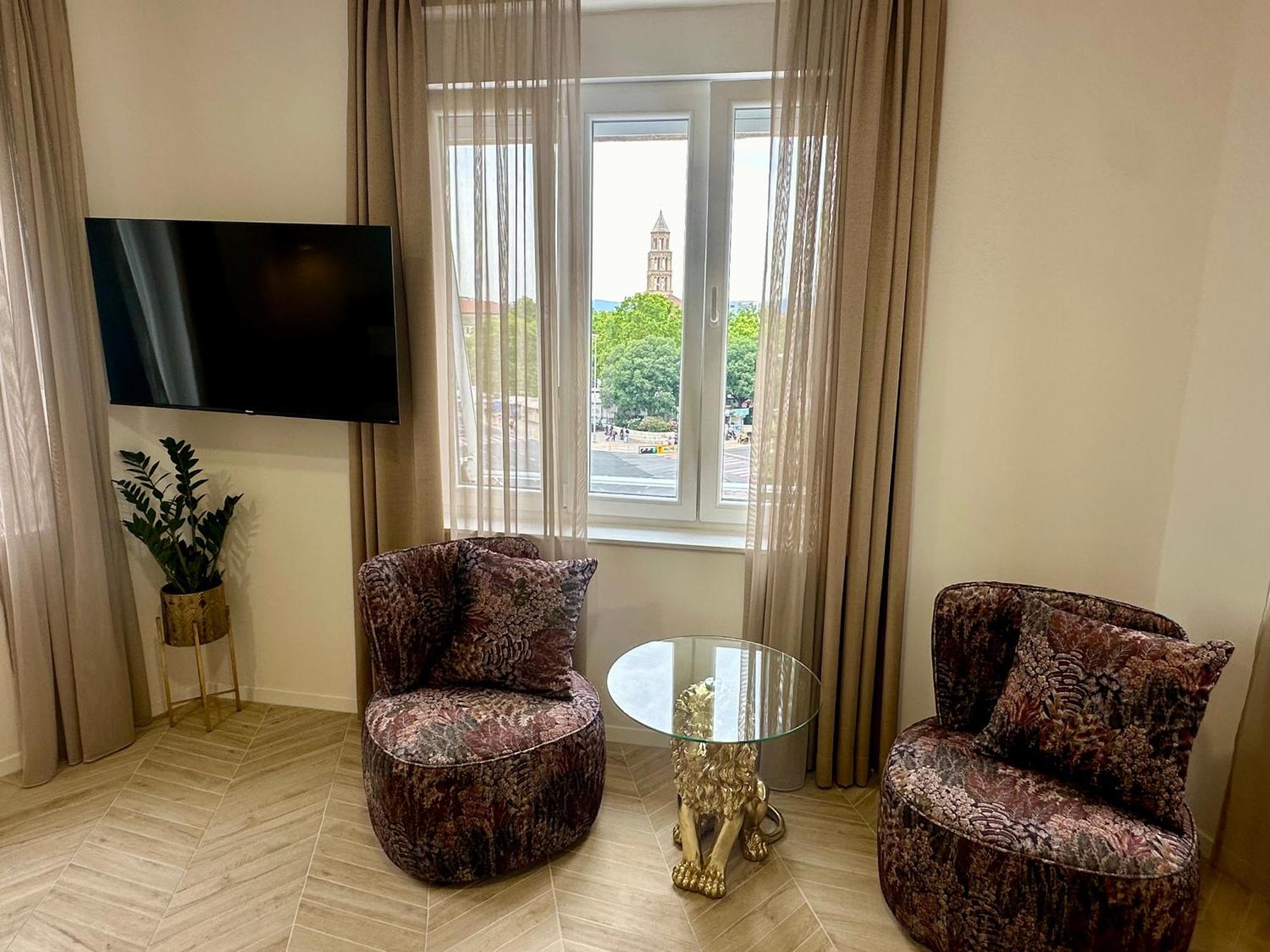 Mariani Luxury Rooms In Center Spalato Esterno foto
