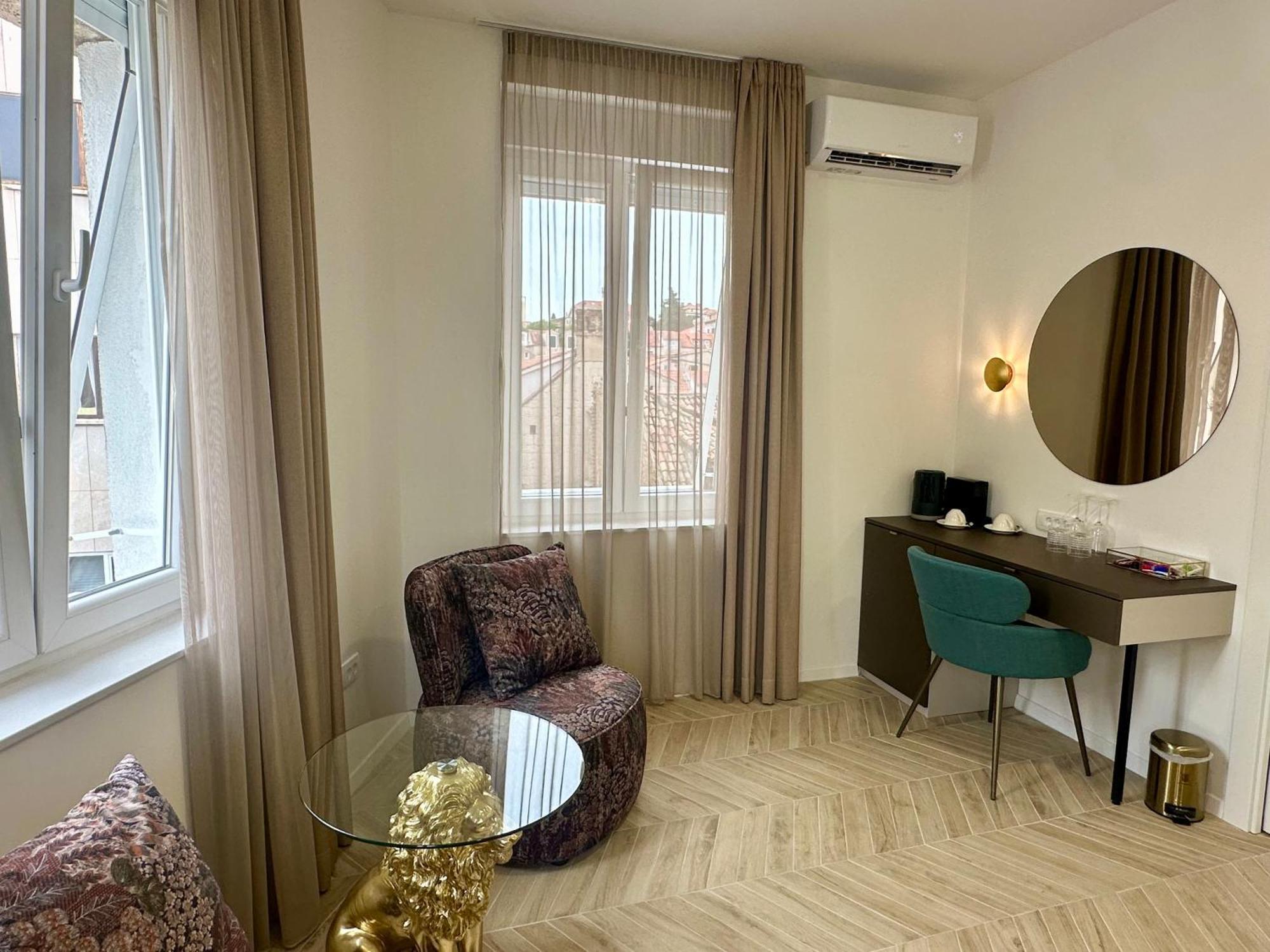 Mariani Luxury Rooms In Center Spalato Esterno foto