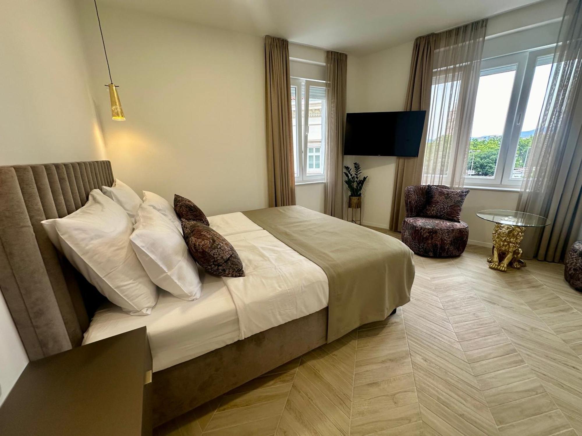 Mariani Luxury Rooms In Center Spalato Esterno foto